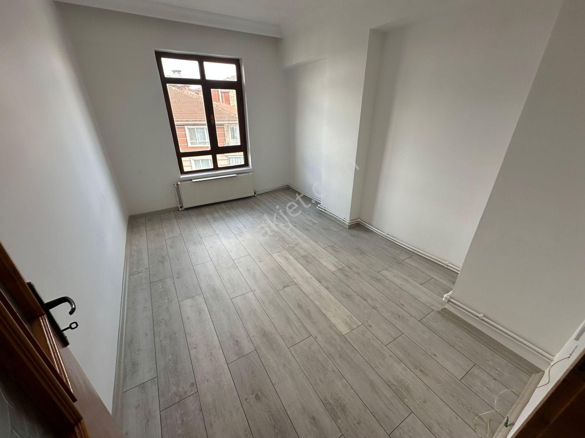 Altındağ - Karapürçek Mahallesi E.banyolu Katta 3+1 Satılık Daire !!! - Görsel 10