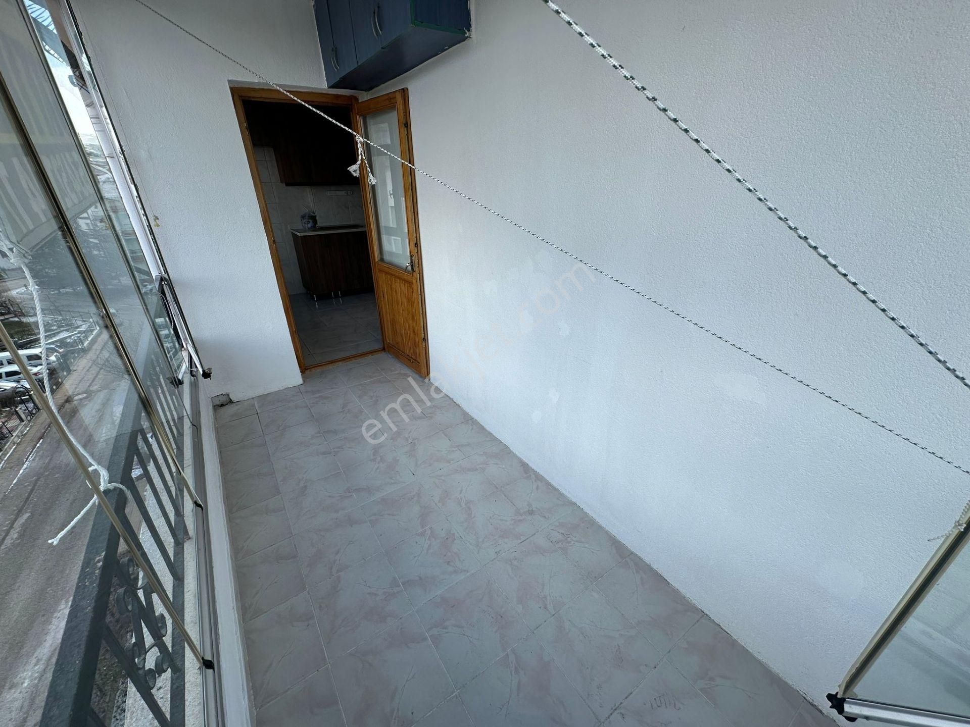 Altındağ - Karapürçek Mahallesi E.banyolu Katta 3+1 Satılık Daire !!! - Görsel 20