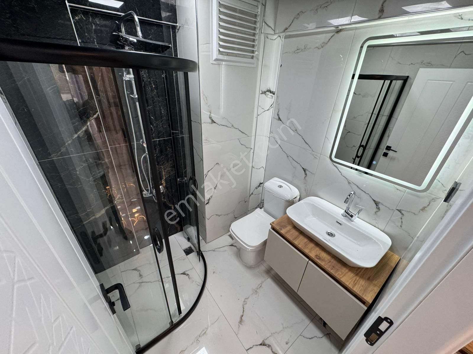 İstasyon Mah'de 3+1 Full+full Yapılı Son Kat'ta Daire! - Görsel 19