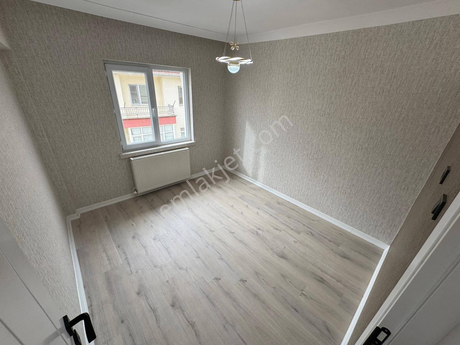 İstasyon Mah'de 3+1 Full+full Yapılı Son Kat'ta Daire! - Görsel 14