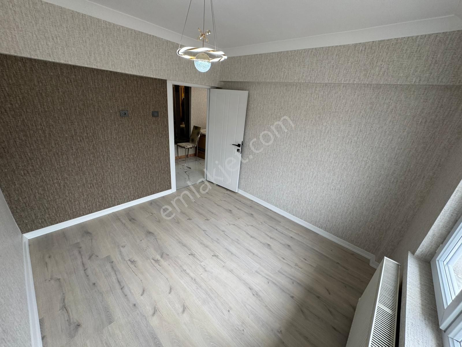 İstasyon Mah'de 3+1 Full+full Yapılı Son Kat'ta Daire! - Görsel 15