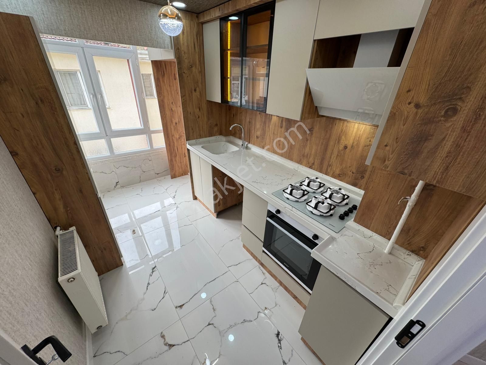 İstasyon Mah'de 3+1 Full+full Yapılı Son Kat'ta Daire! - Görsel 2