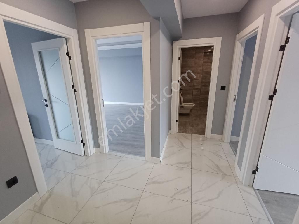 Otuz4| Pendik Esenler Blue Garden Sitesinde Kullanışlı 2+1 Daire - Görsel 2