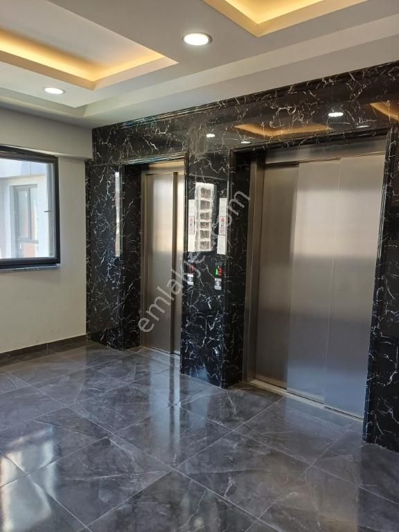 Otuz4| Pendik Esenler Blue Garden Sitesinde Kullanışlı 2+1 Daire - Görsel 5