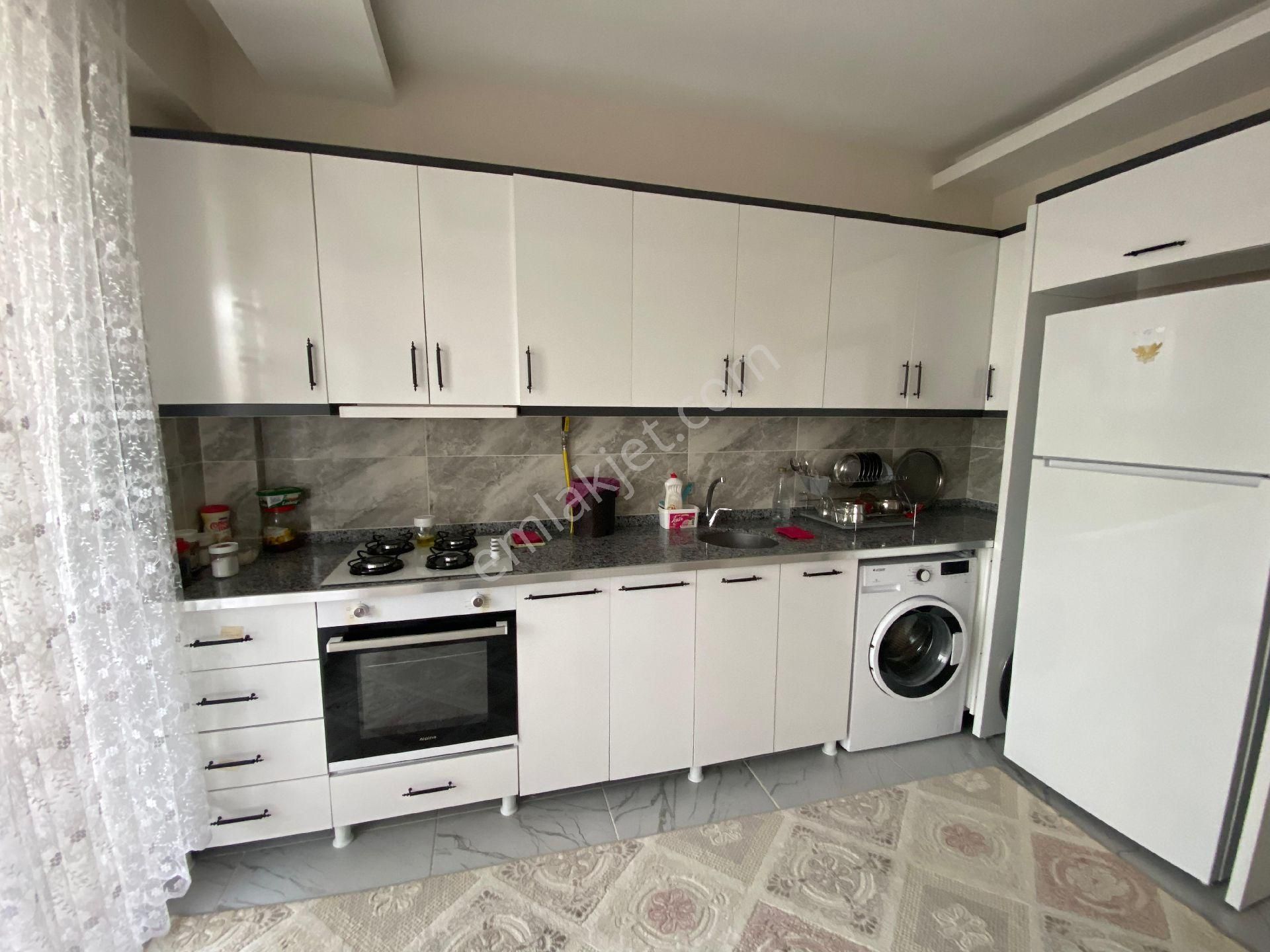 Bakımlı 5 Yaşında 2+1 Satılık Daire