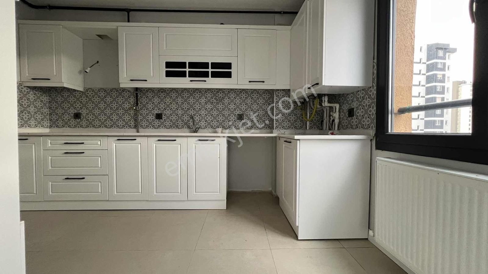 Konal/ Somtaş Kaan Park Sıfır Ayarında Cam Balkonlu 3+1 Kiralık - Görsel 14