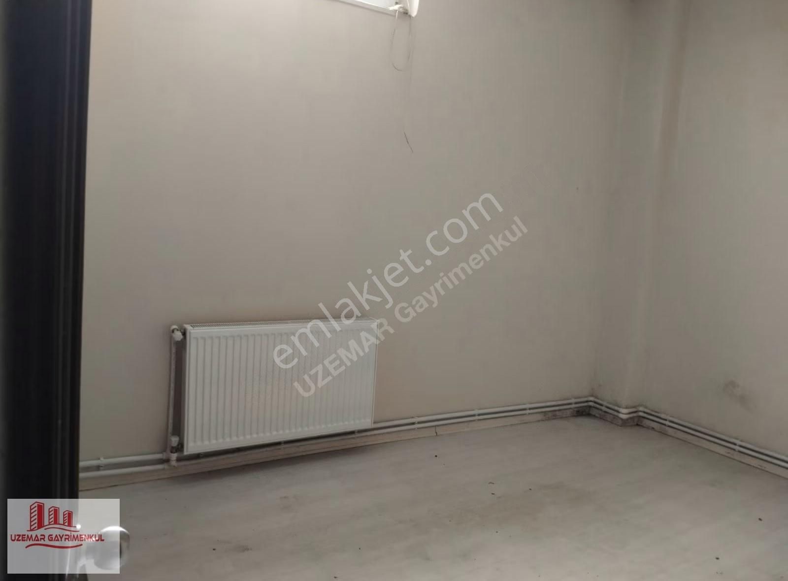 Uzemar'dan Bağcılar Demirkapı Mh Kiralık Daire(3+1) Bahçe Kat