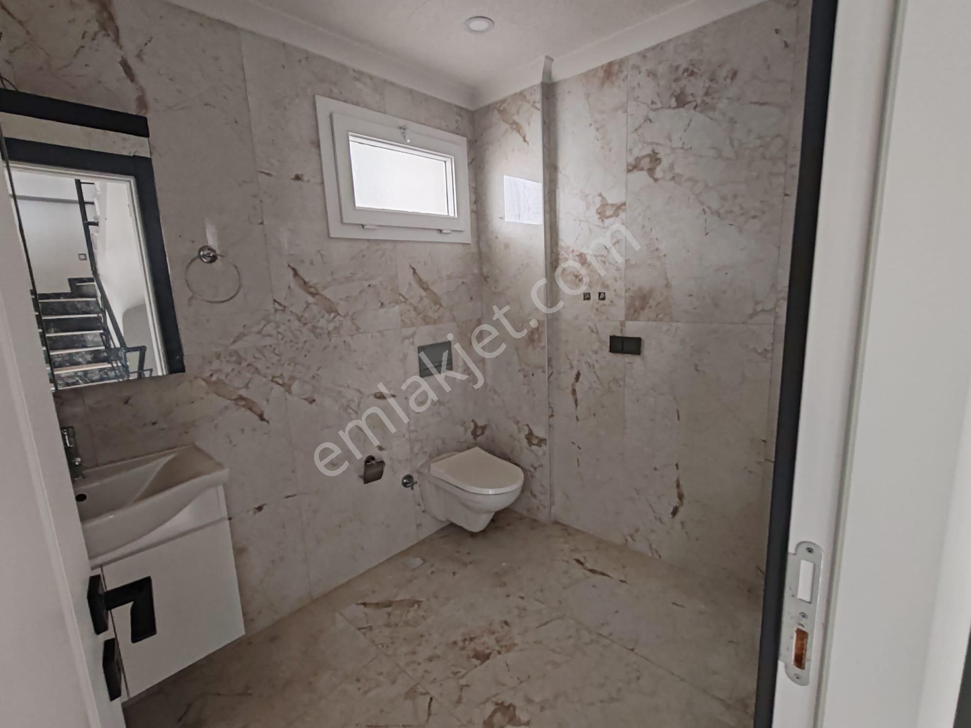 Didim'de Acil 3+1 Tirpleks Villa, Pazarlıklı - Görsel 15