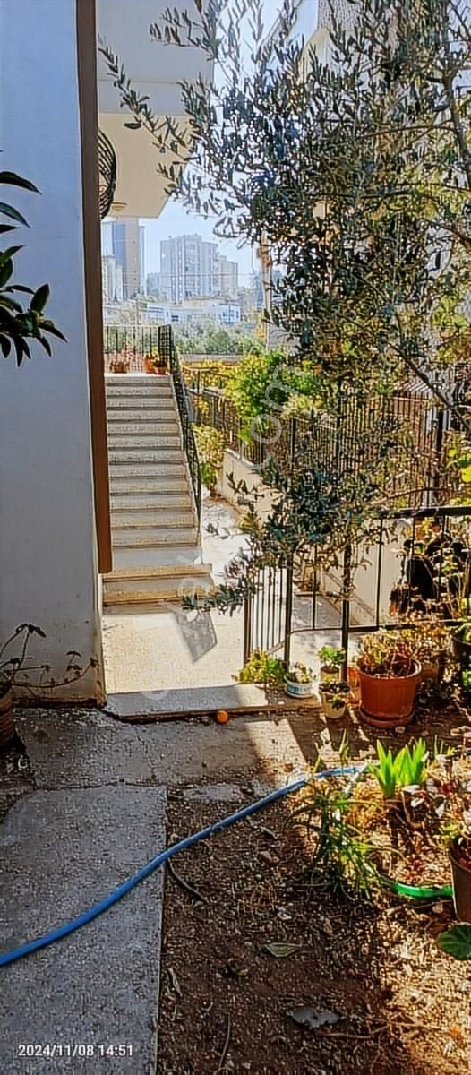 Kurttepede Mithat Topal İlk Öğretim Arkası Geniş Müstakil Ev - Görsel 2