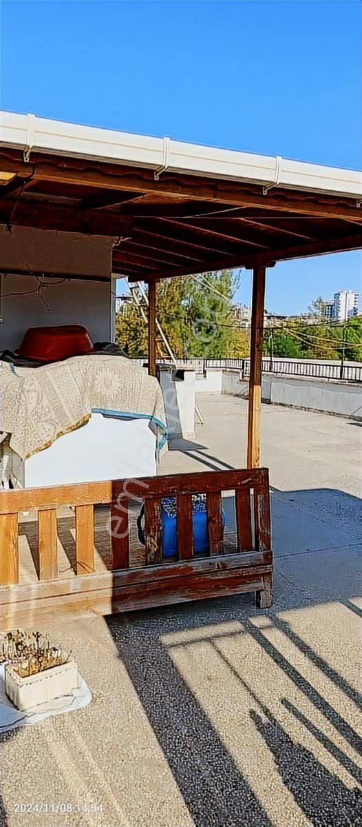 Kurttepede Mithat Topal İlk Öğretim Arkası Geniş Müstakil Ev - Görsel 10