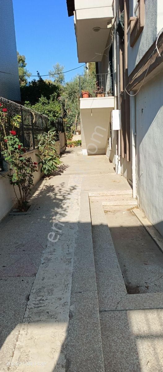 Kurttepede Mithat Topal İlk Öğretim Arkası Geniş Müstakil Ev - Görsel 6