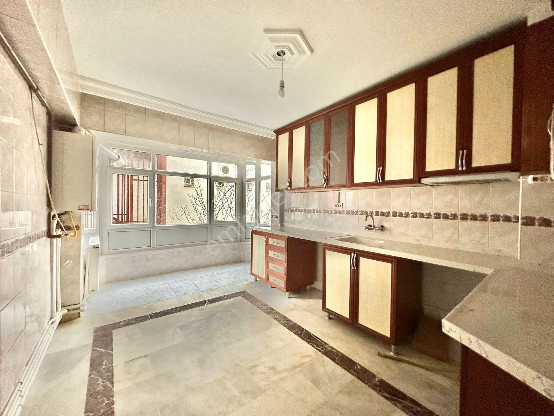 Altındağ - Karapürçek Mahallesi E.banyolu 3+1 Satılık Fırsat Dairesi !!!