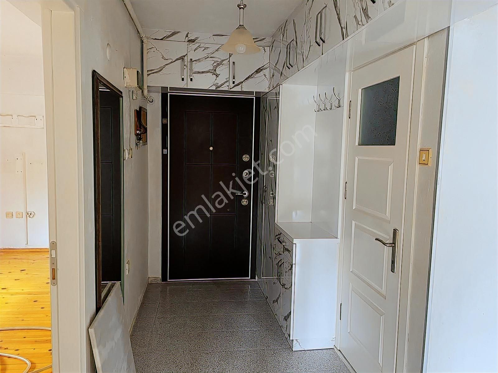 Nazilli Yeni Mah.site İçerisinde 3+1 Doğal Gazlı Satılık Daire - Görsel 2