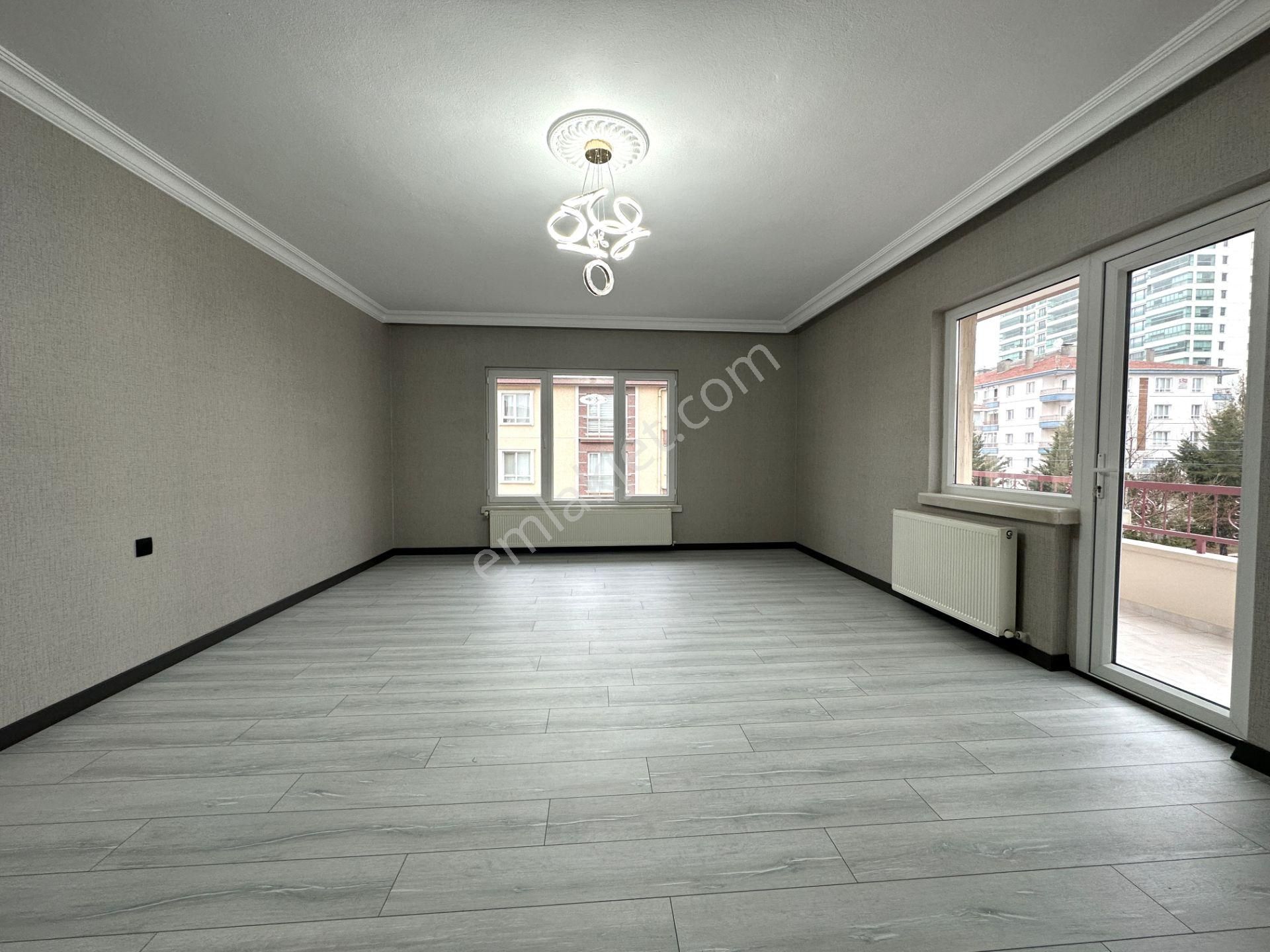 Ufuk Kılıç Emlak'tan Komple Yenilenmiş Uygun Fiyatlı 3+1 Lüx Daire - Görsel 7