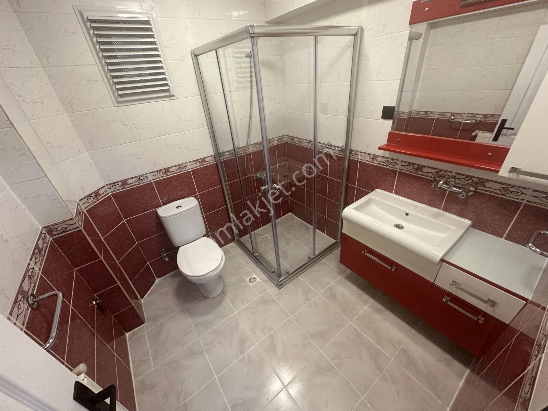 Ufuk Kılıç Emlak'tan Komple Yenilenmiş Uygun Fiyatlı 3+1 Lüx Daire - Görsel 26