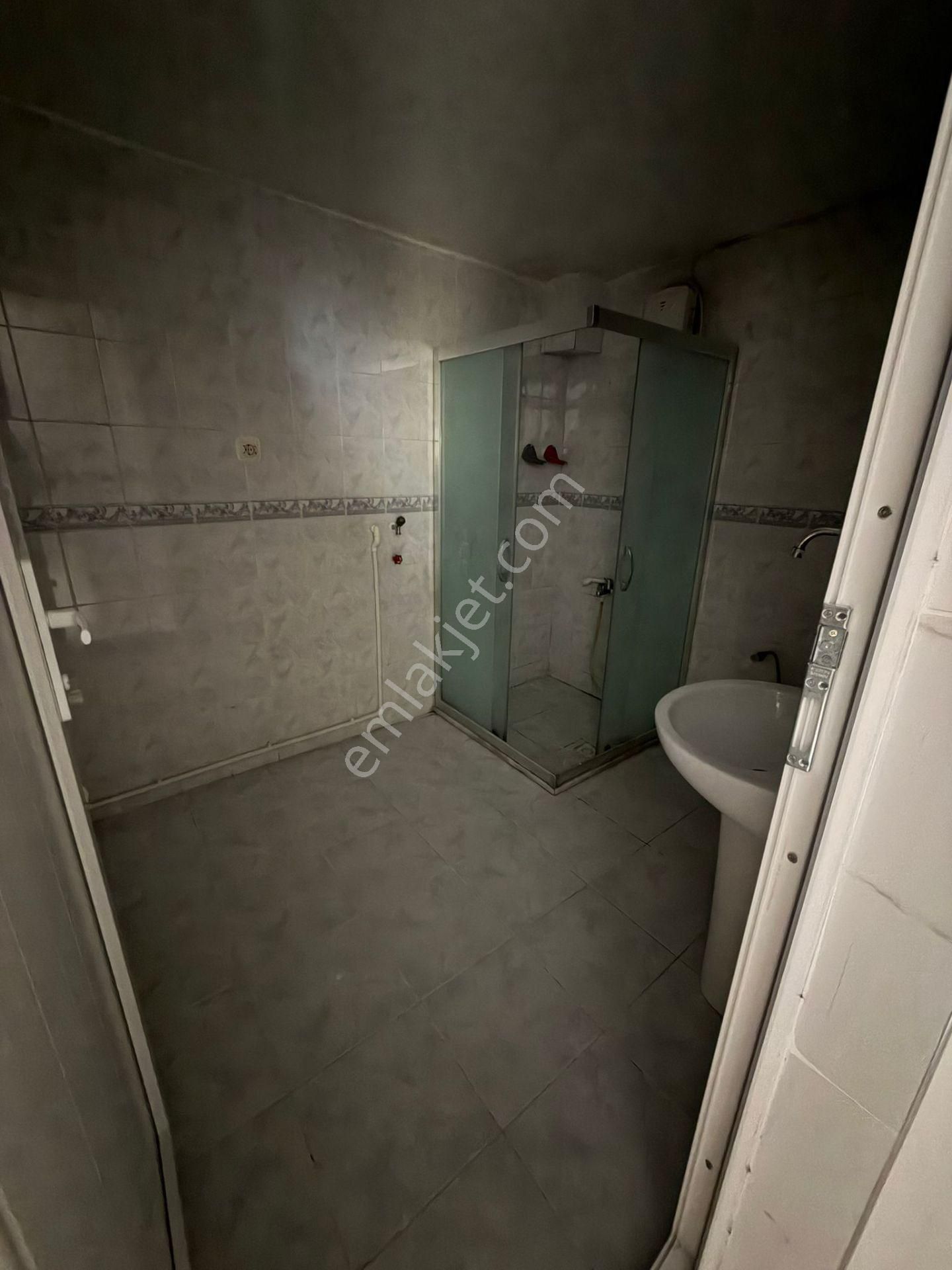 Buca M.kemal Mah. Yüksek Giriş 90 M2 2+1 Doğalgazlı Bahçeli Kiralık Daire - Görsel 6