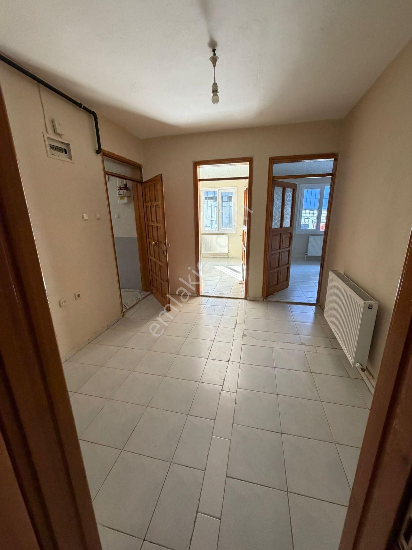 Buca M.kemal Mah. Yüksek Giriş 90 M2 2+1 Doğalgazlı Bahçeli Kiralık Daire - Görsel 7
