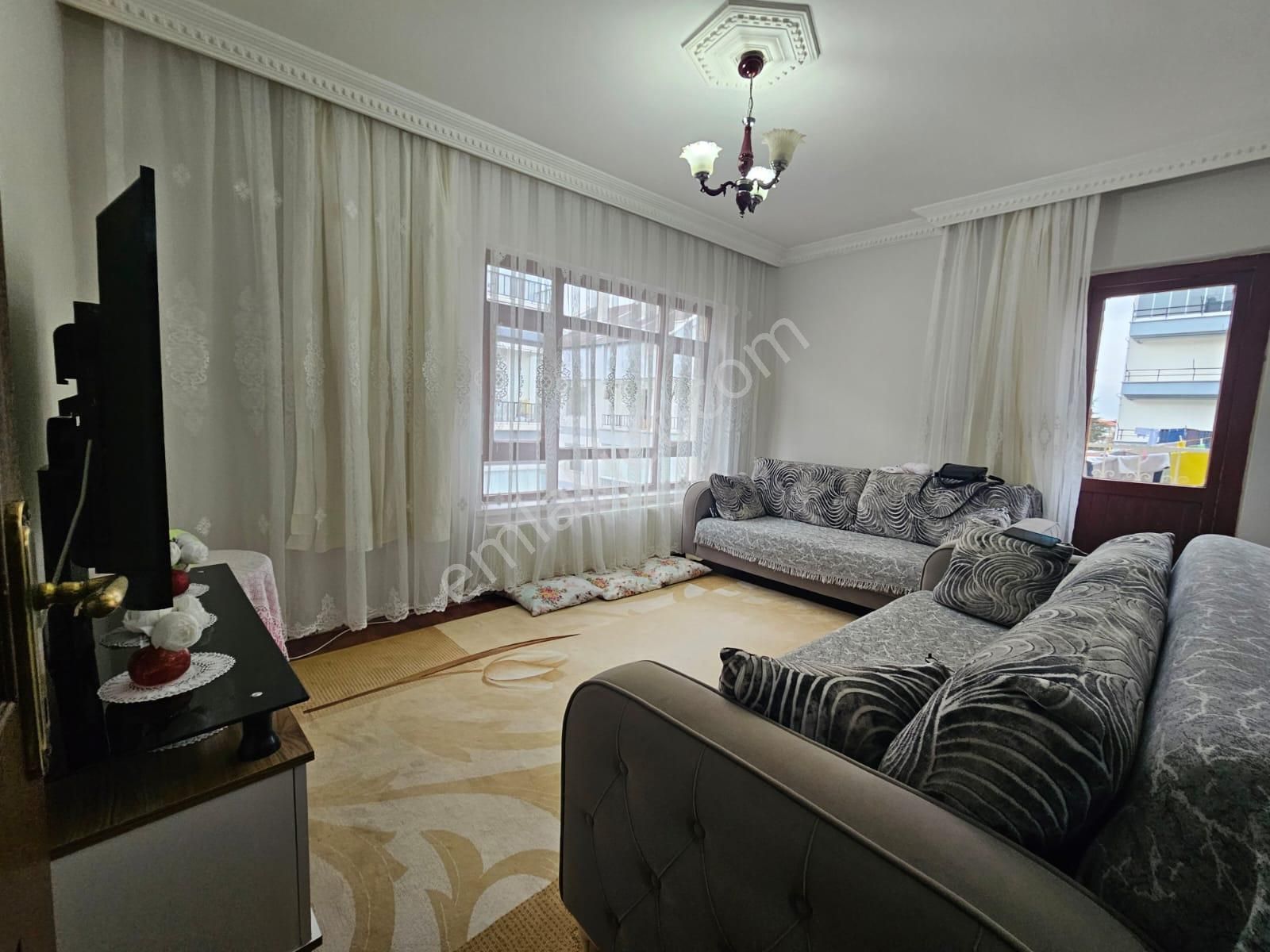 Altındağ - Battalgazi Mahallesinde Hüseyingazi Göbekte 2+1 Satılık Fırsat Dairesi !!!