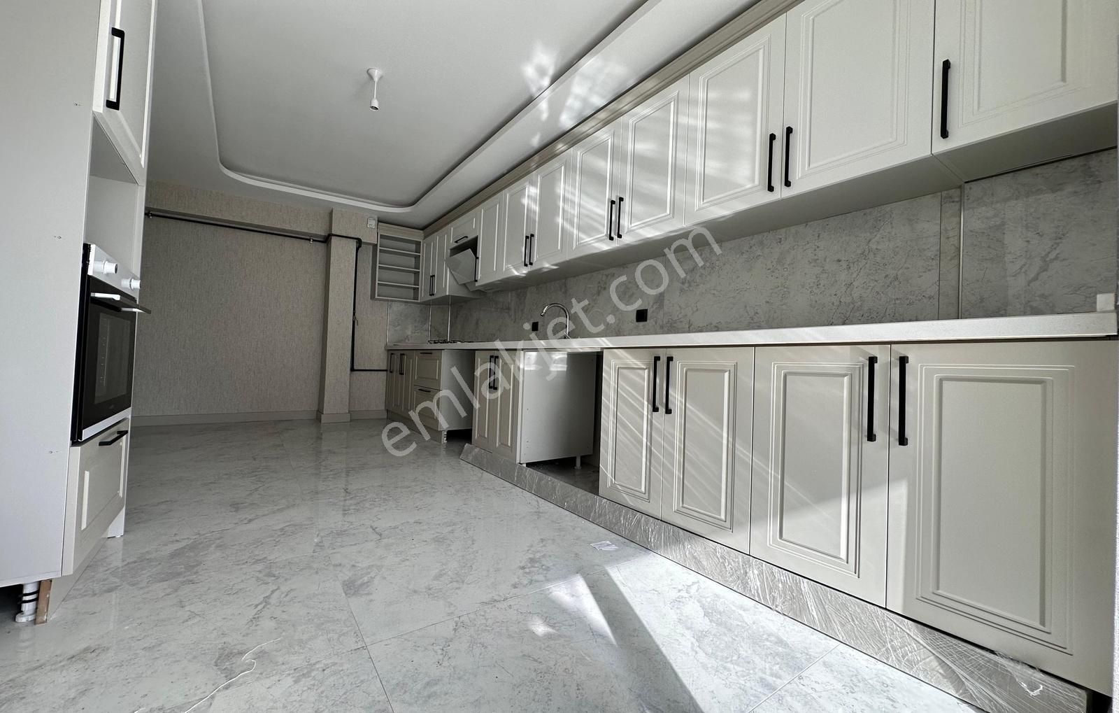 Keçiören Hisar Mah. Cadde Yakını Bina Masrafsız Katta 3+1 Daire - Görsel 13