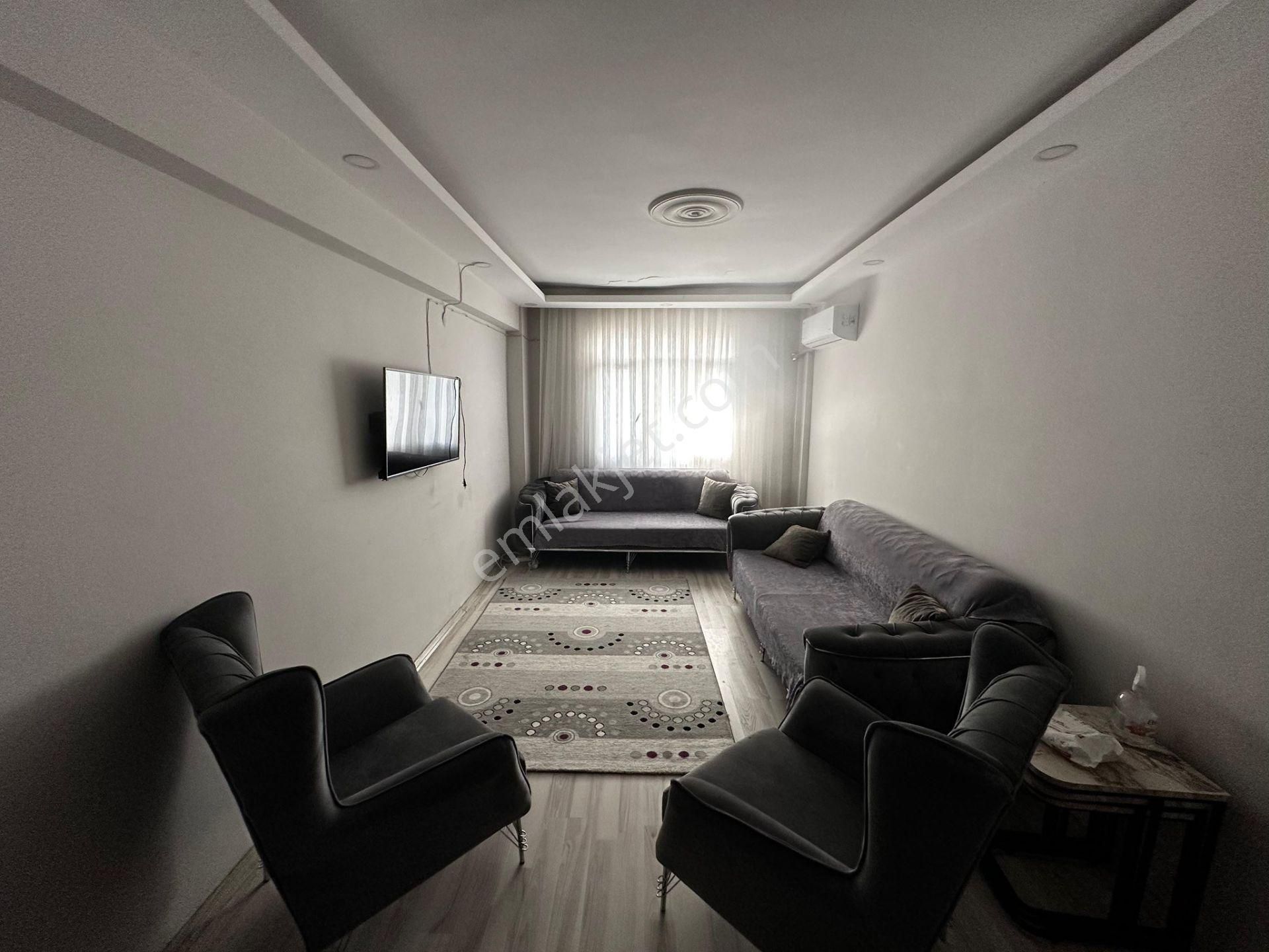 Turgutlu Satılık Yedi Eylül Mah 2+1 Oda 120m2 4. Kat Klimalı Balkonlu Tadilatlı Daire - Görsel 2