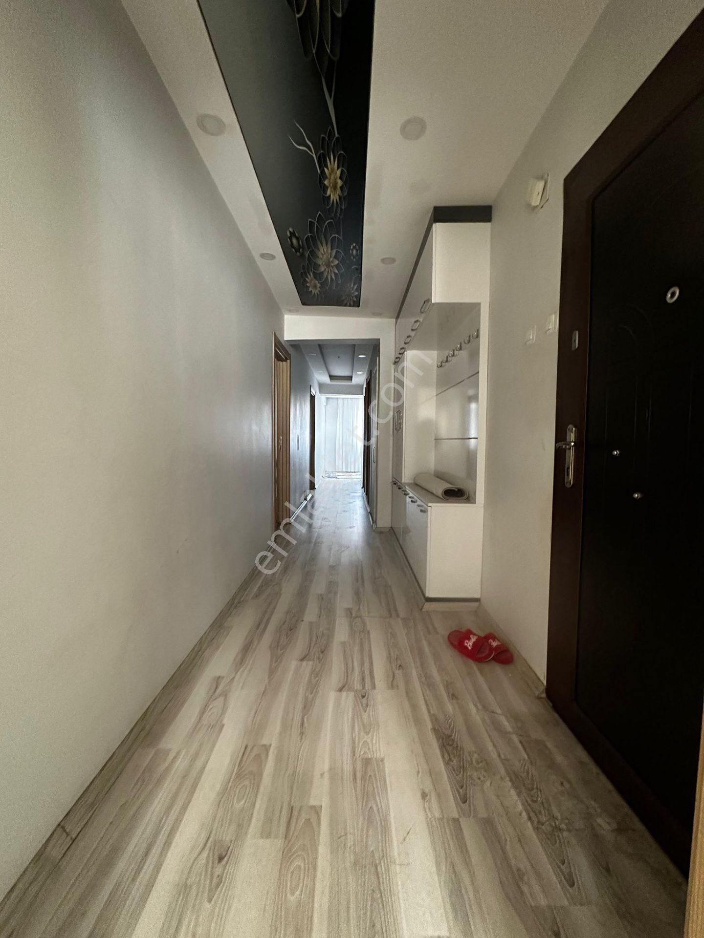Turgutlu Satılık Yedi Eylül Mah 2+1 Oda 120m2 4. Kat Klimalı Balkonlu Tadilatlı Daire - Görsel 3