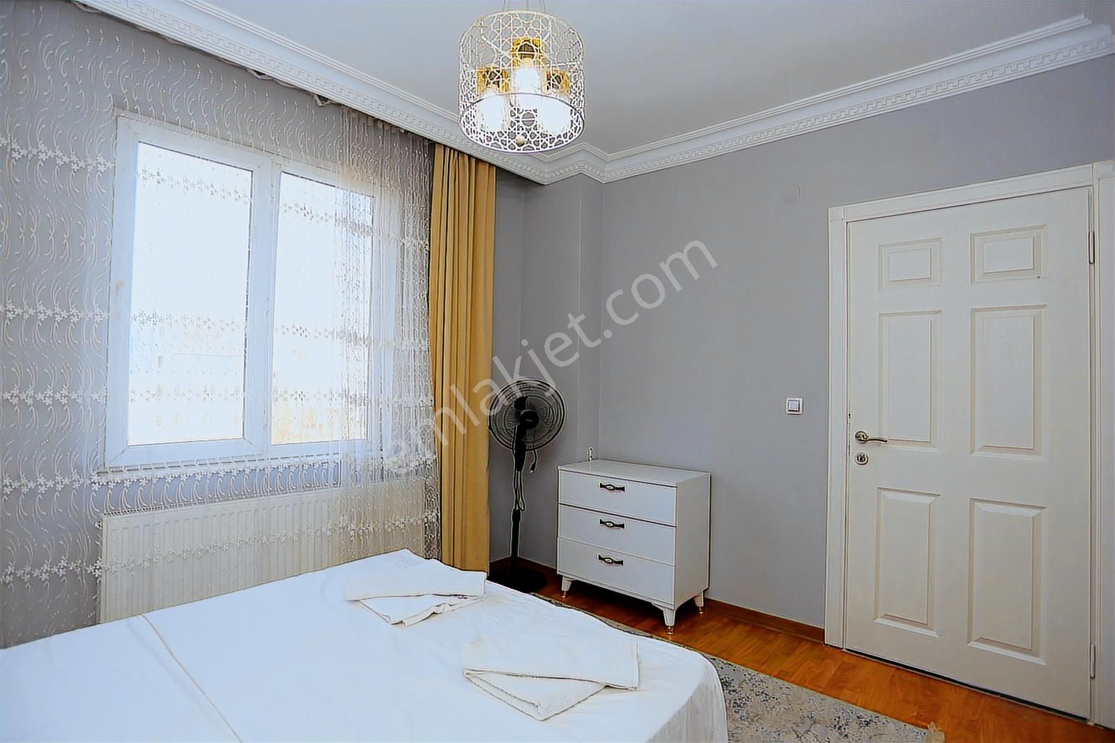 Kızılarık'ta Açık Otoparklı Site'de Eşyalı 2+1 Daire | Tekce - Görsel 6