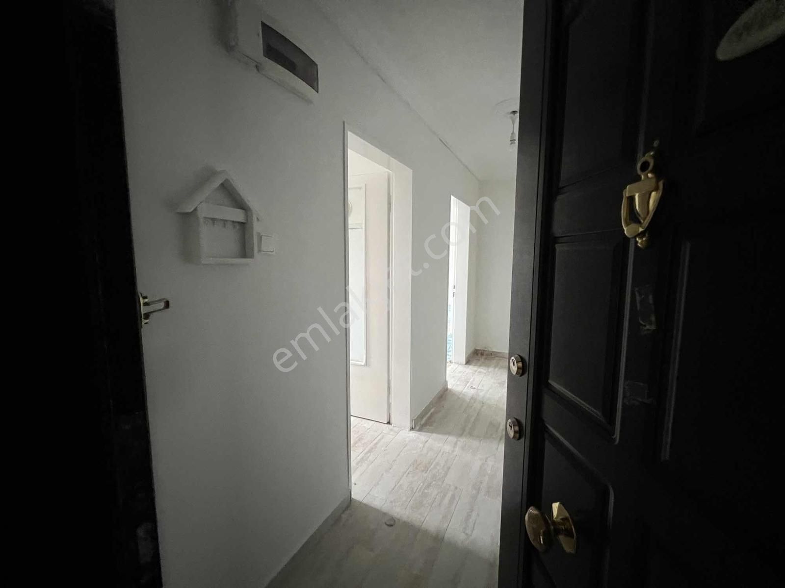 Çengelköy Ata 2 Sitesi C Kapısına Yakın Ferah Boyalı 3+1 Daire