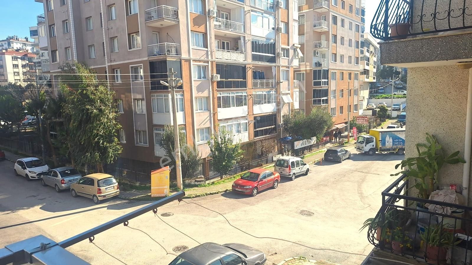 İzmir Kuruçeşme Mh. 2+0 Kiralık D.gazlı Arakat Daire - Görsel 12