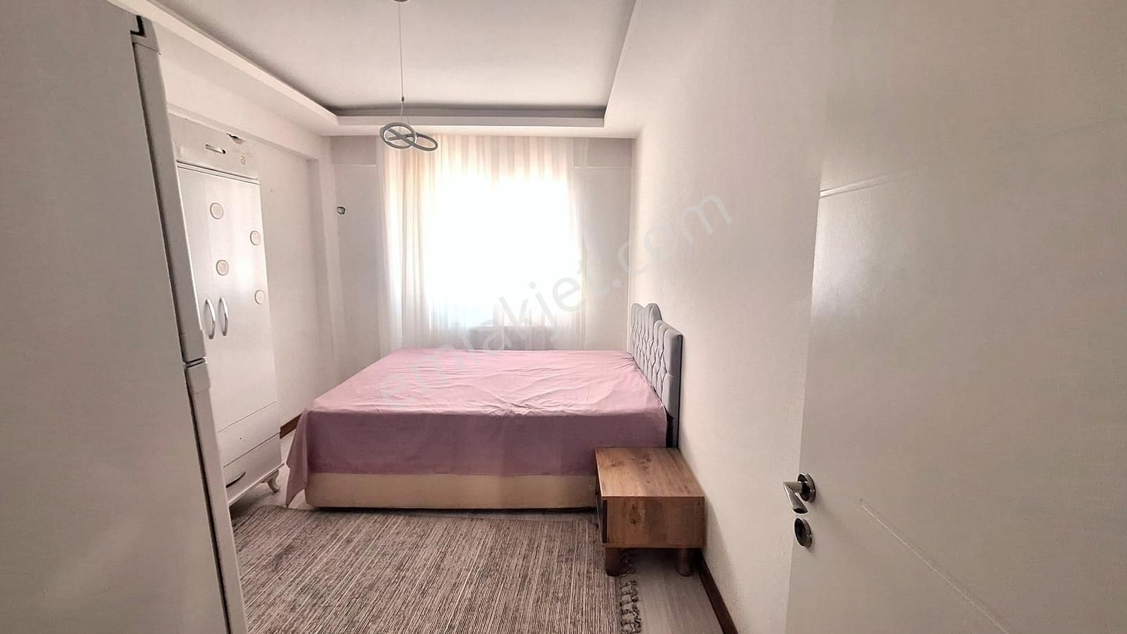 İzmir Kuruçeşme Mh. 2+0 Kiralık D.gazlı Arakat Daire - Görsel 2