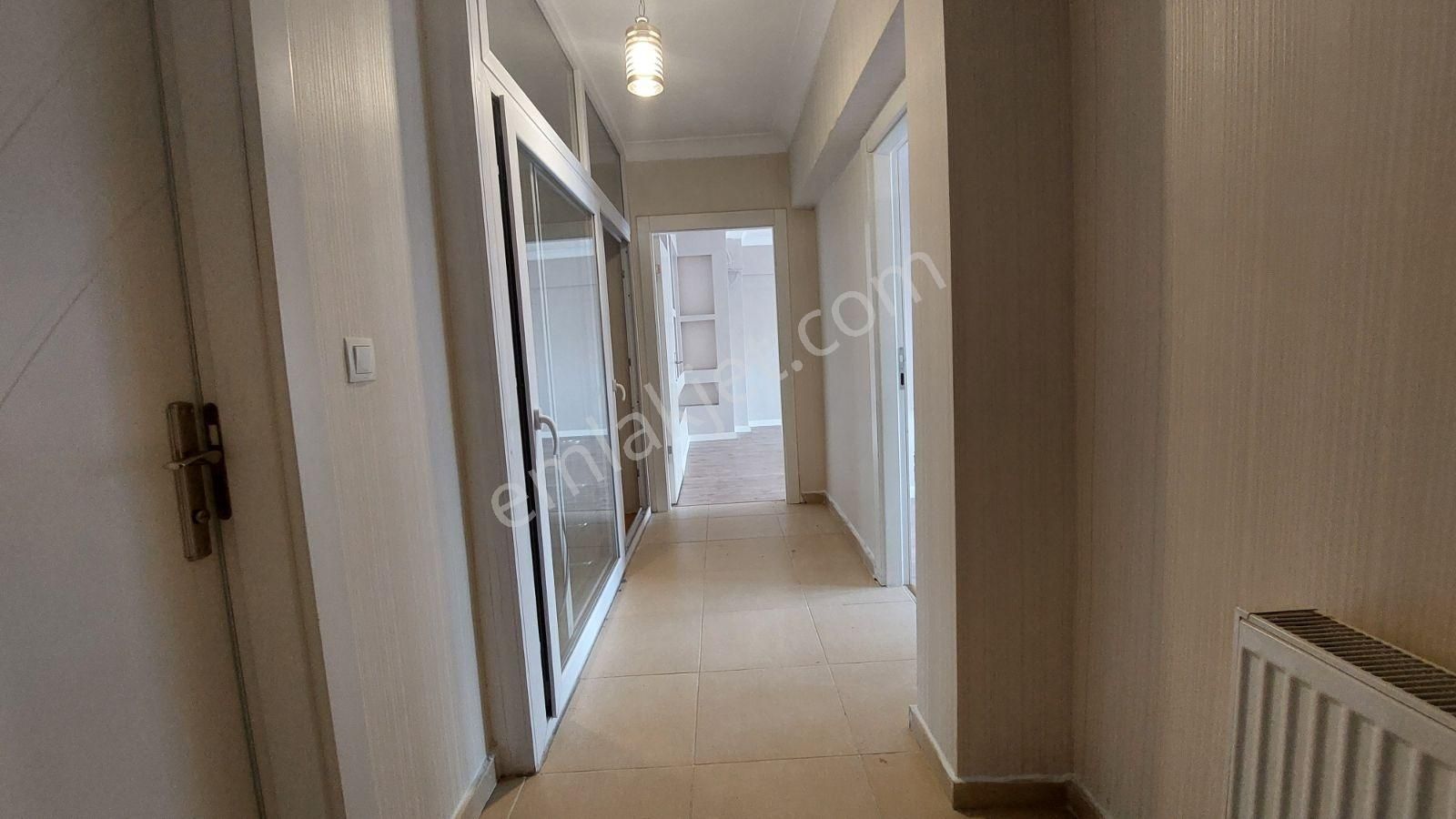 Acil Acil Piyade De Lüks Yapılı Çift Girişli Güney Yol Cephe 4+1 - Görsel 31