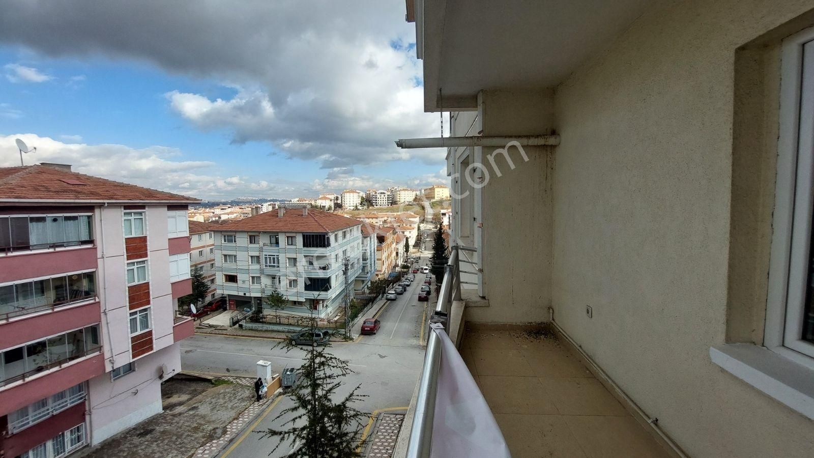 Acil Acil Piyade De Lüks Yapılı Çift Girişli Güney Yol Cephe 4+1 - Görsel 13