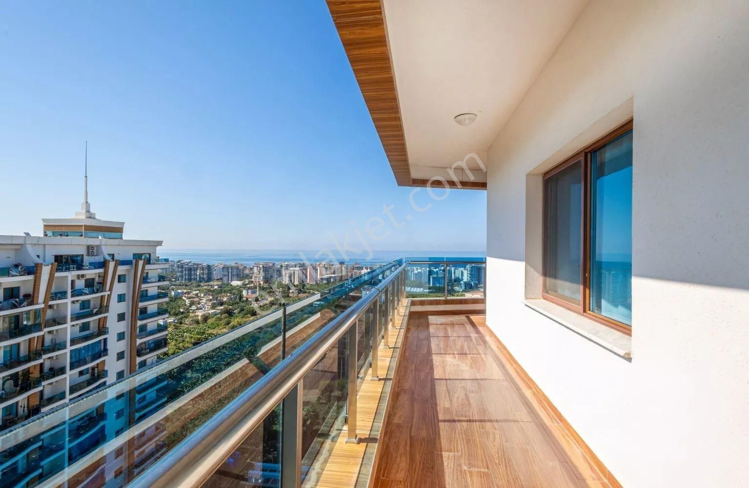 Alanya / Mahmutlar’da Kral Dubleks | 3+1 | Özel Jakuzi & Tam Aktiviteli Site - Görsel 24