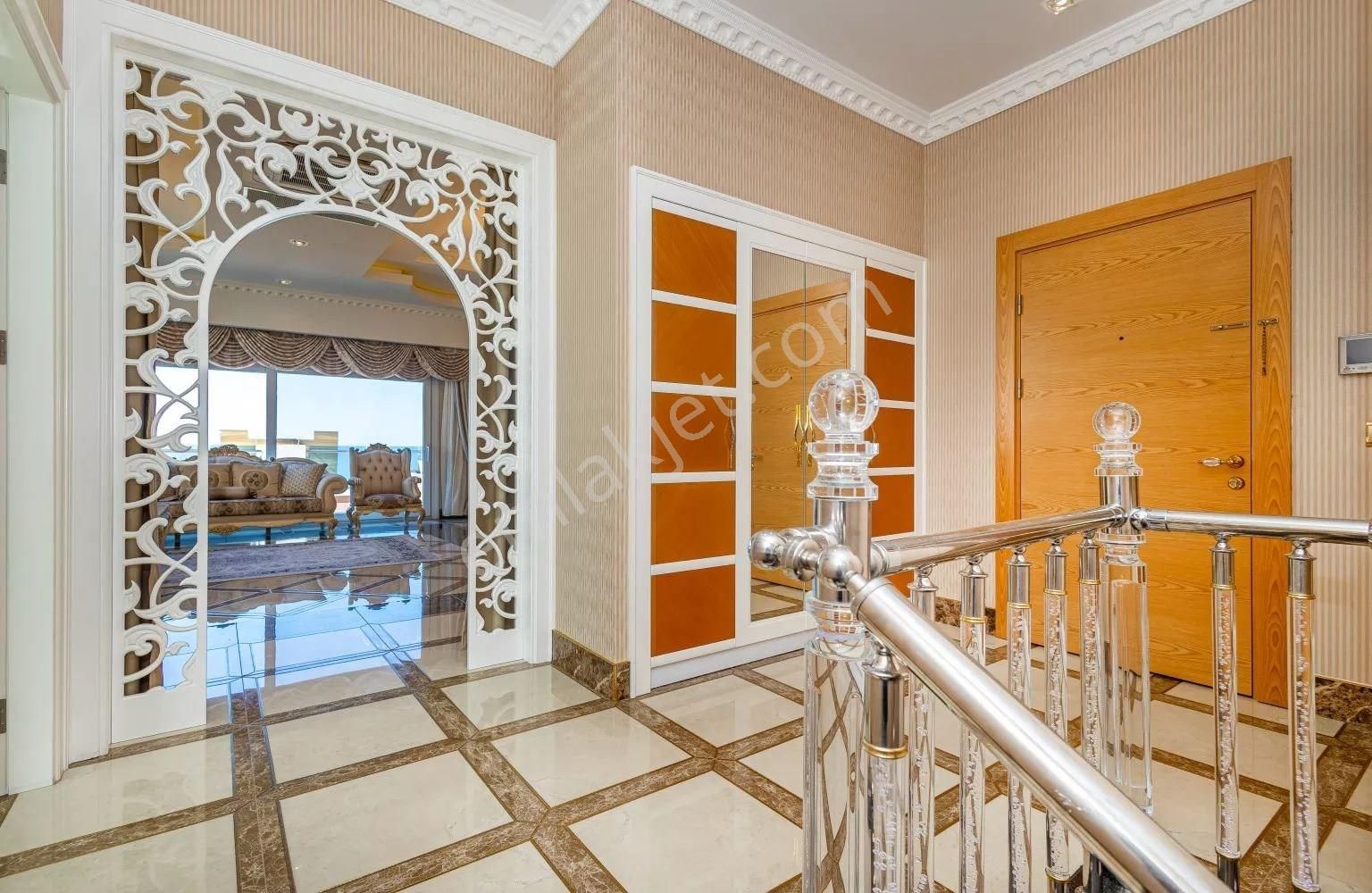 Alanya / Mahmutlar’da Kral Dubleks | 3+1 | Özel Jakuzi & Tam Aktiviteli Site - Görsel 15