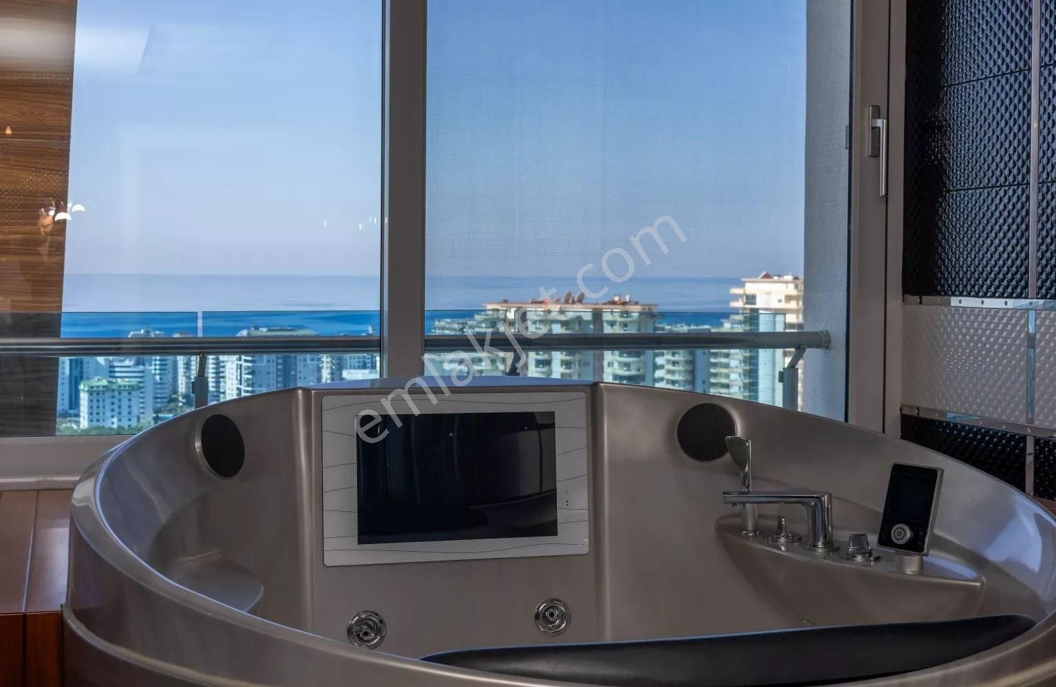 Alanya / Mahmutlar’da Kral Dubleks | 3+1 | Özel Jakuzi & Tam Aktiviteli Site - Görsel 33