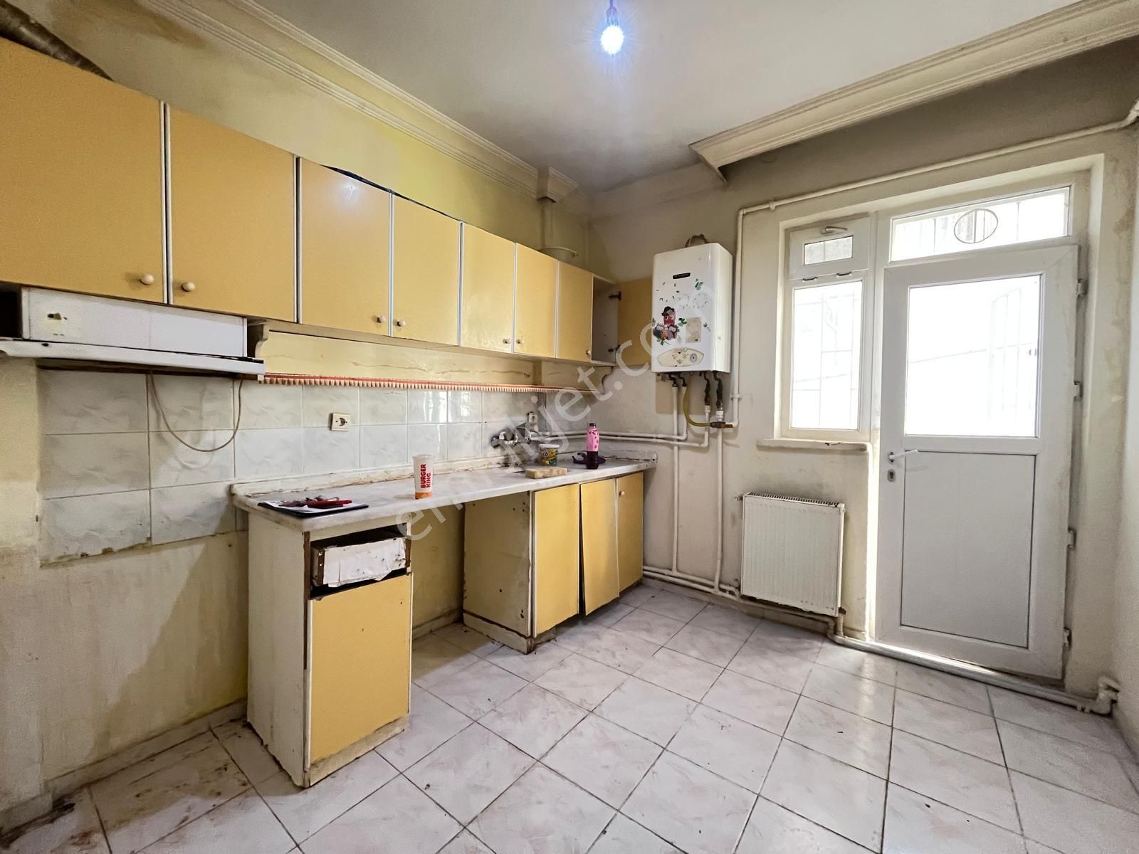 Koza Emlak'tan **fırsaaat** Akşemsettin Mahalesinde Bağımsız Ön Cephe De Uygun Fiyata Satılık Daire