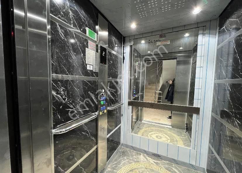 Çamlıca Mahallesinde 1+1 Satılık Daire - Görsel 10