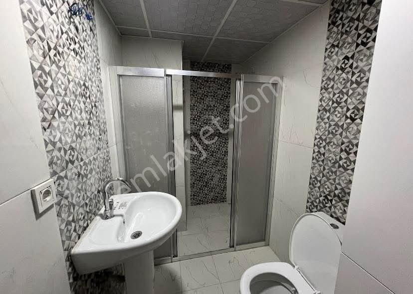 Çamlıca Mahallesinde 1+1 Satılık Daire - Görsel 6