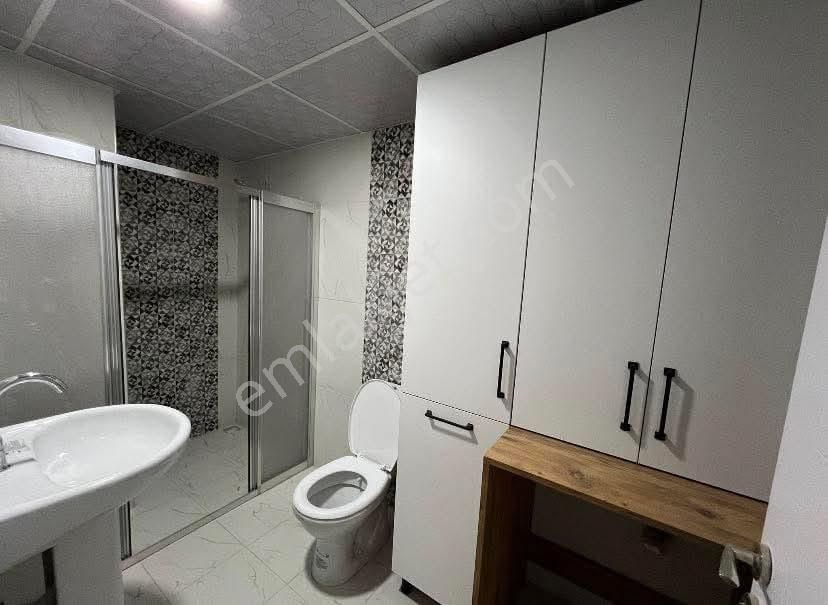 Çamlıca Mahallesinde 1+1 Satılık Daire - Görsel 5