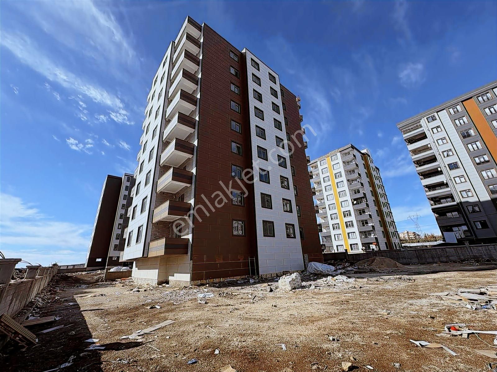 Maşuk İlgi Koleji Karşısı Ara Kat 2+1 Satılık Sıfır Daire