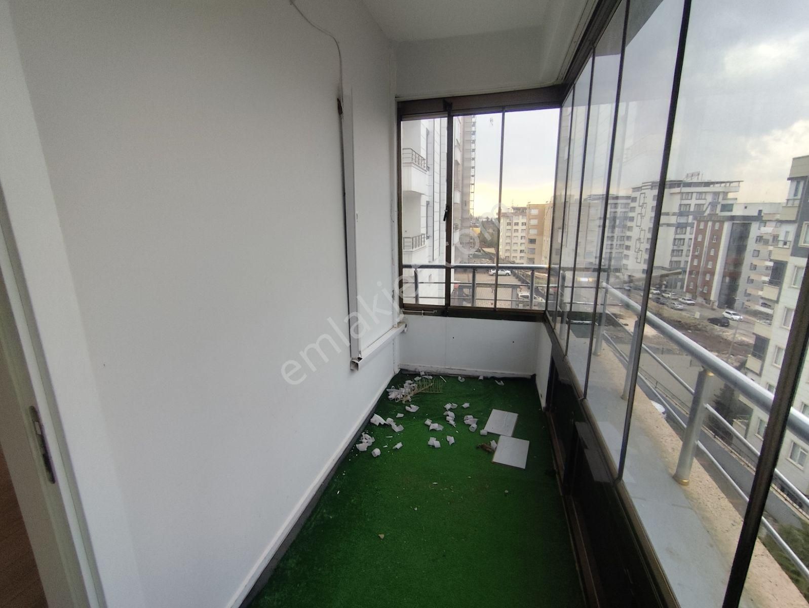 Karaköprü Doğukent Yaşam Park Civarı Cadde Üstü Bakımlı 4+1 - Görsel 4