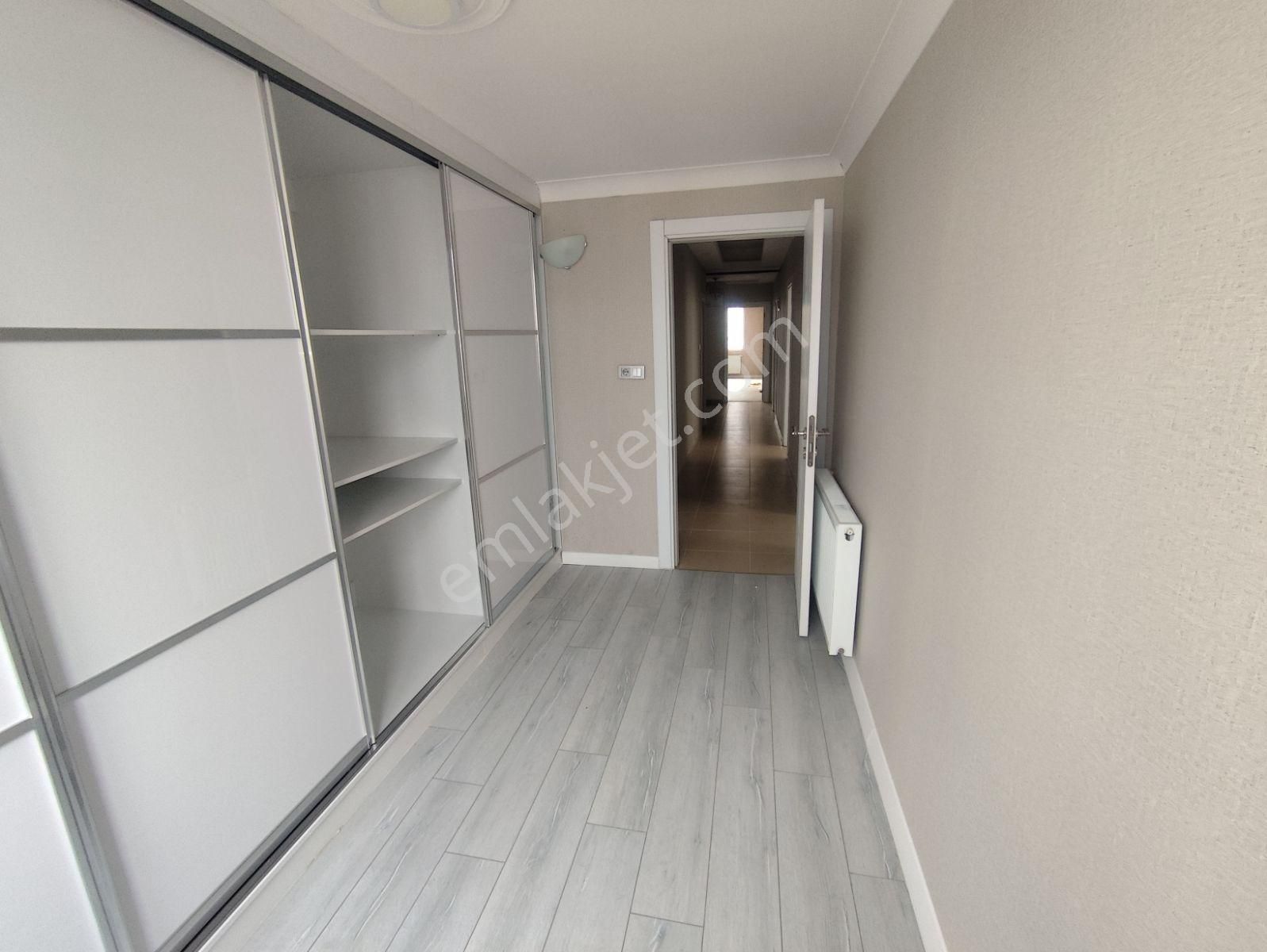 Karaköprü Doğukent Yaşam Park Civarı Cadde Üstü Bakımlı 4+1 - Görsel 31