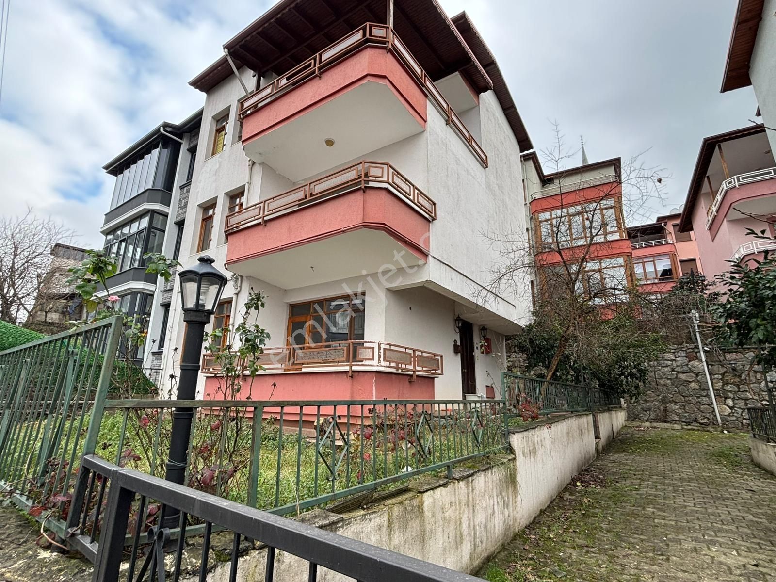 Deniz Manzaralı Tripleks Villa - Görsel 34