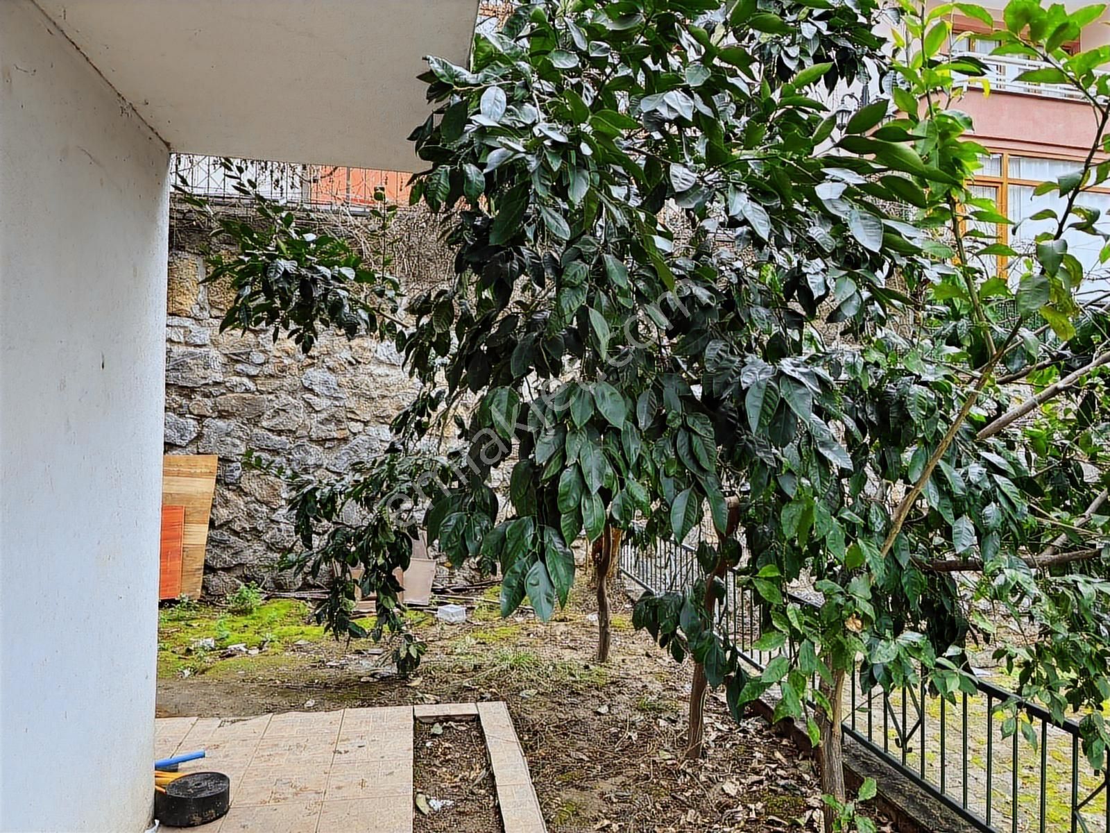 Deniz Manzaralı Tripleks Villa - Görsel 24