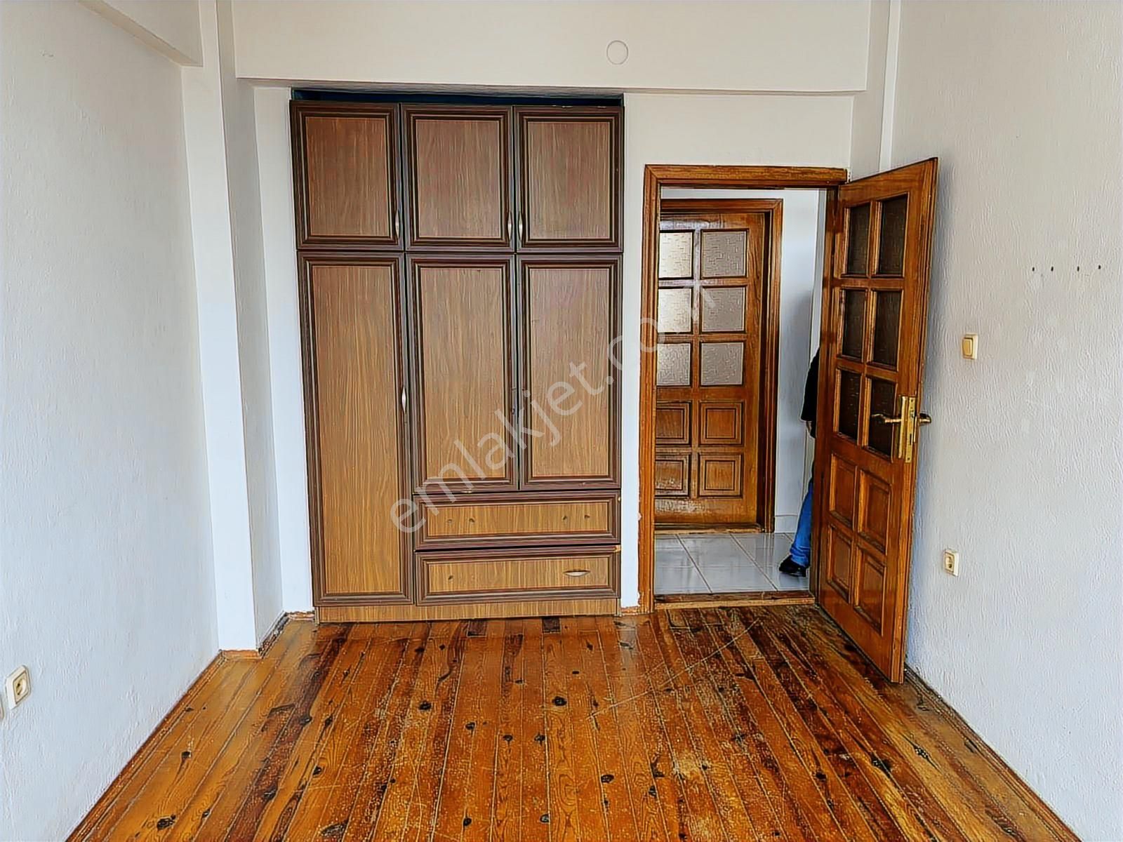 Deniz Manzaralı Tripleks Villa - Görsel 6