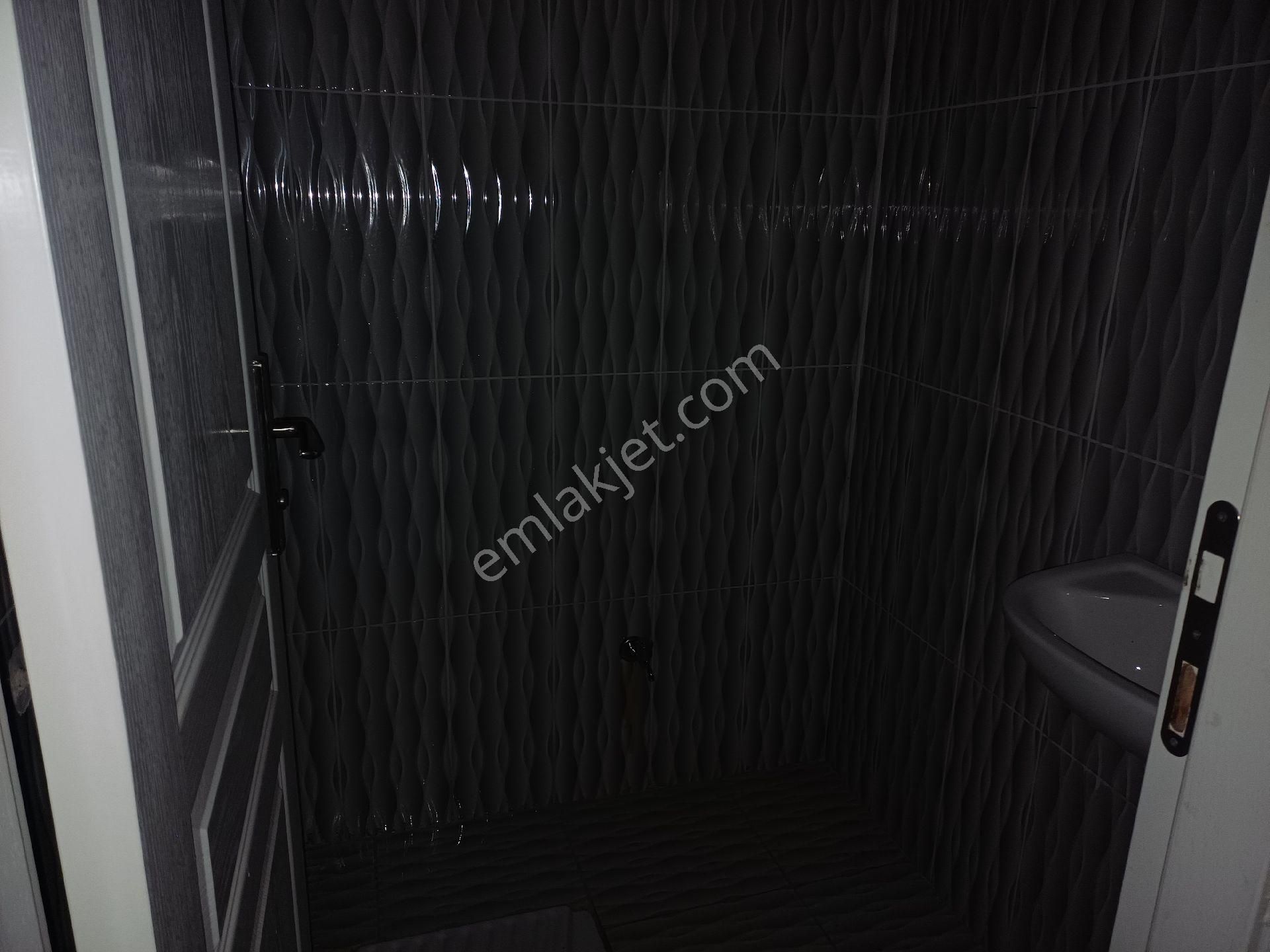 Kalekışladan Cadde Yakını Asansörlü Yalıtımlı Kiralık 3+1daire - Görsel 27