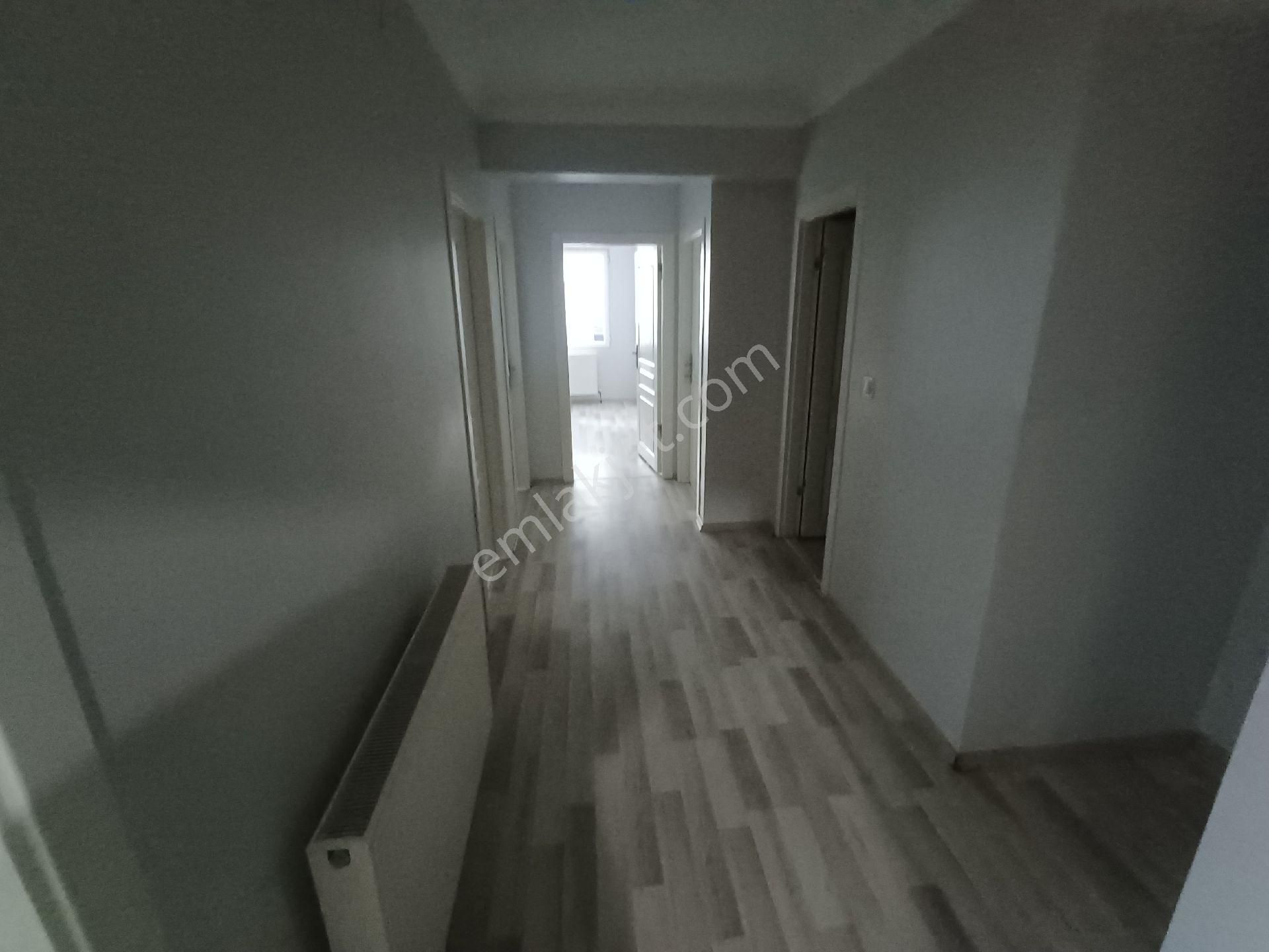 Kalekışladan Cadde Yakını Asansörlü Yalıtımlı Kiralık 3+1daire - Görsel 12