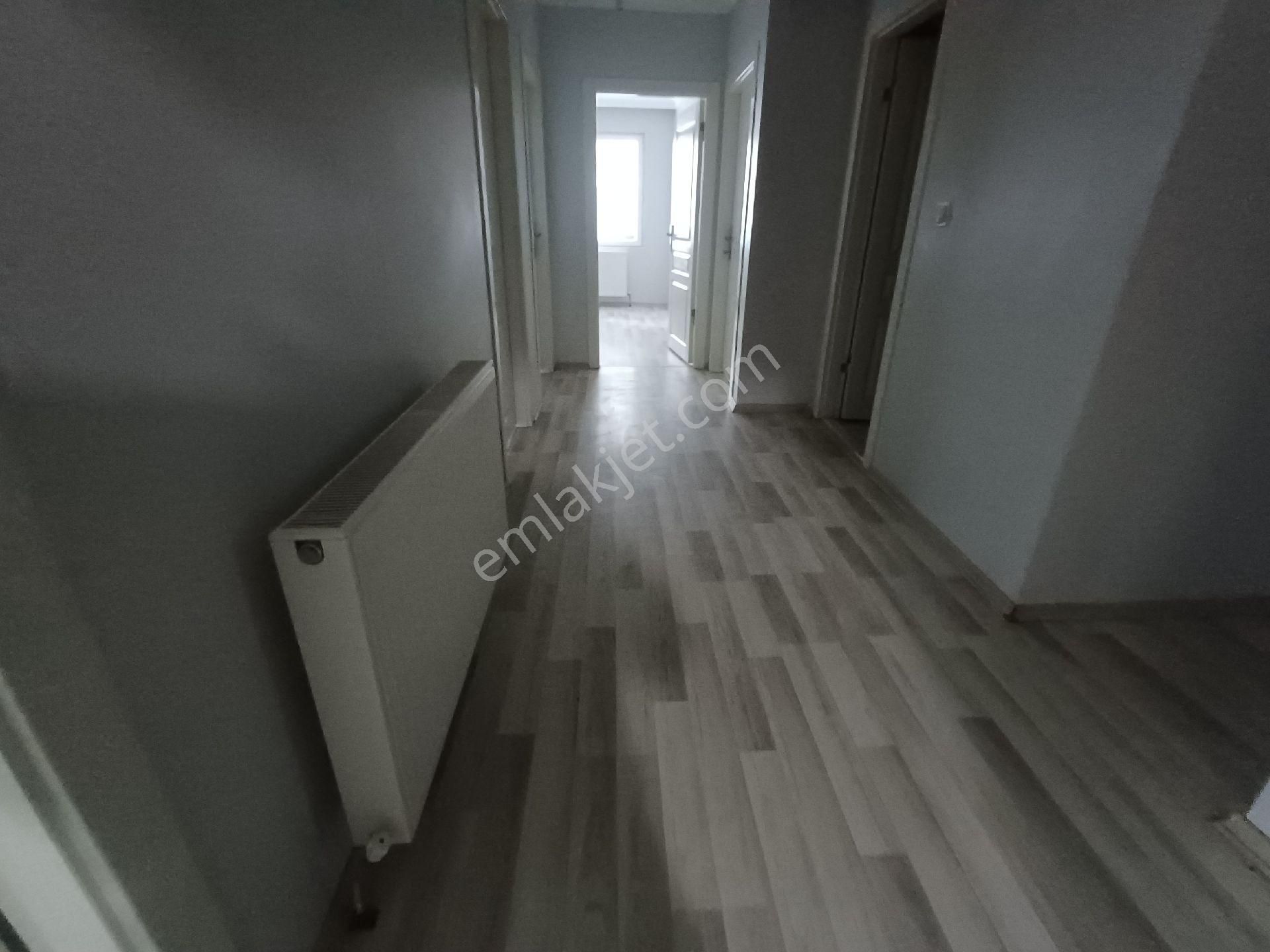 Kalekışladan Cadde Yakını Asansörlü Yalıtımlı Kiralık 3+1daire - Görsel 13