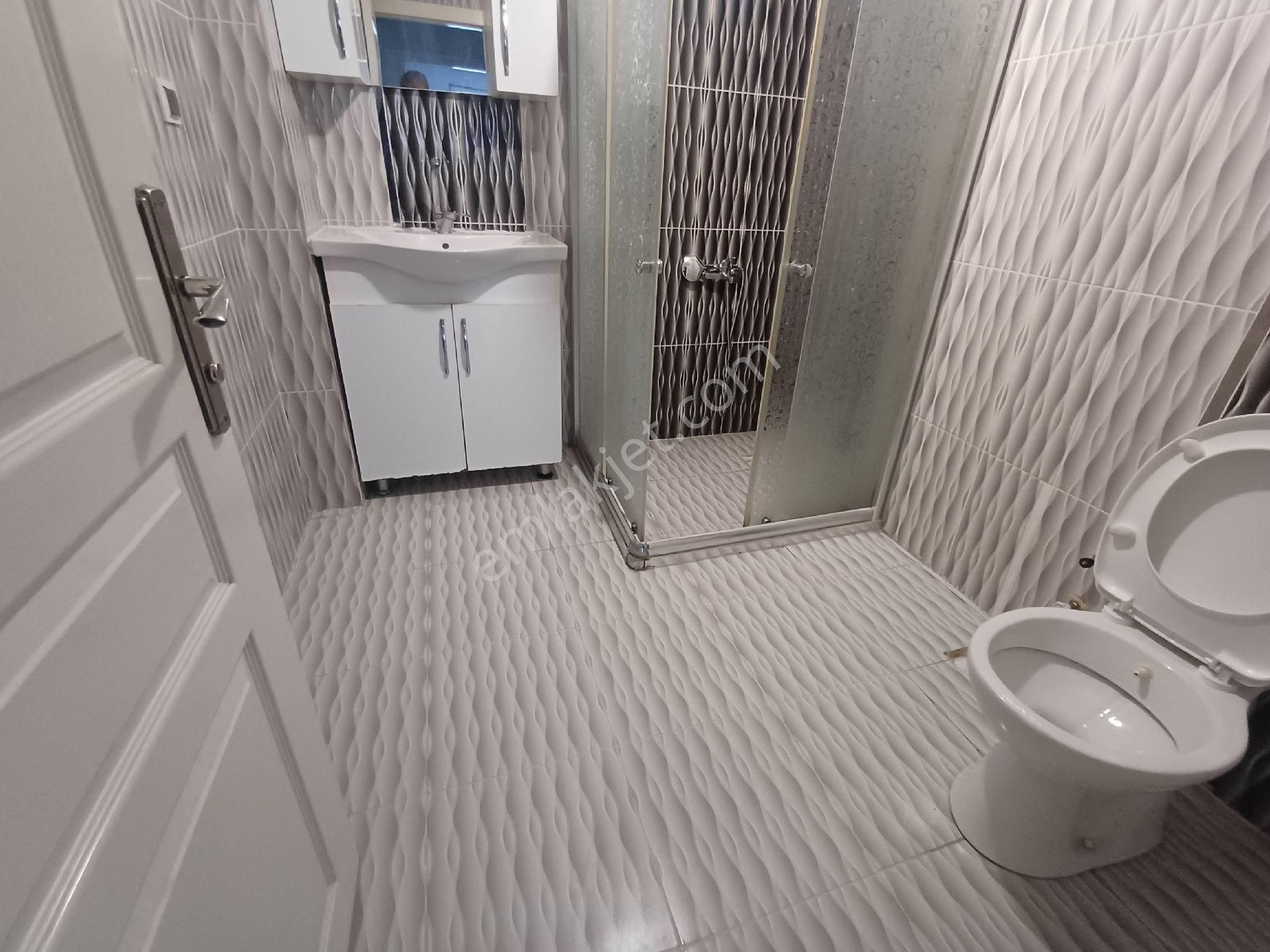 Kalekışladan Cadde Yakını Asansörlü Yalıtımlı Kiralık 3+1daire - Görsel 22