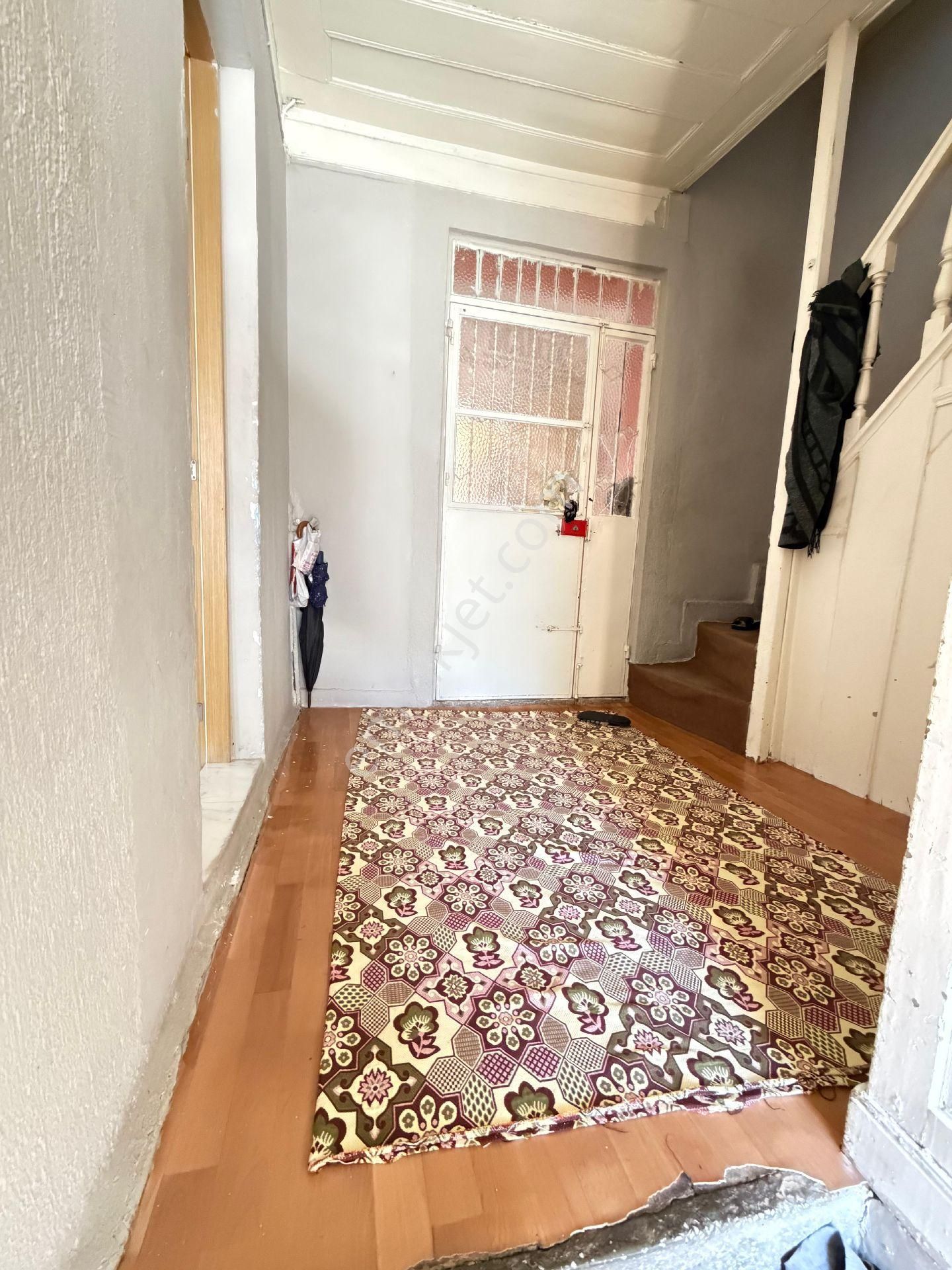 İzmir Konak Selçuk Mah De Satılık İki Katlı Müstakil Dubleks Bahçeli Ev - Görsel 6