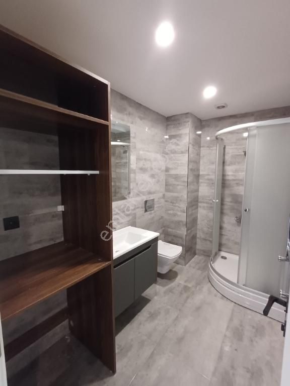 Otuz4| Pendik Blue Garden Sit. E.banyolu Kullanışlı 2+1 Daire - Görsel 3